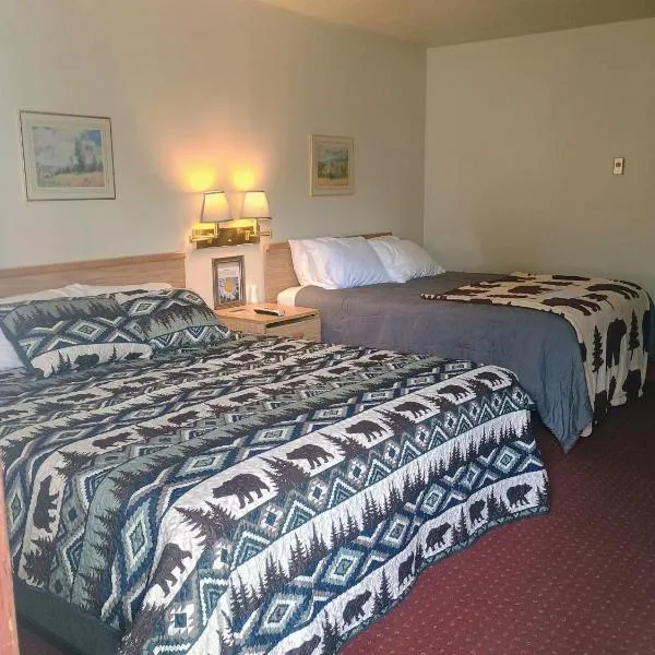 Two Medicine Inn and Resort, hotel in East Glacier Park