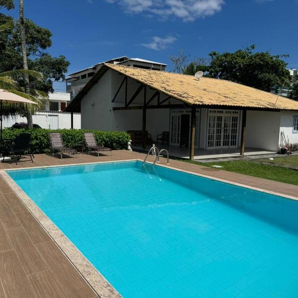 Casa aconchegante com piscina e churrasqueira