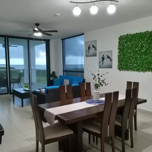 Playa Blanca Ocean Max, hotel a Coclé