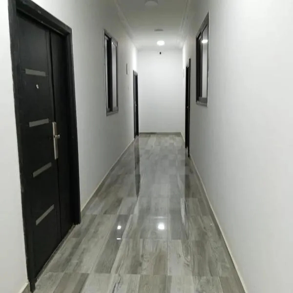 Luxury Live Inn, отель в городе Owuraman