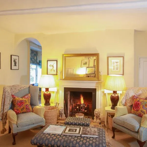 Grange Farm, отель в городе Тетфорд