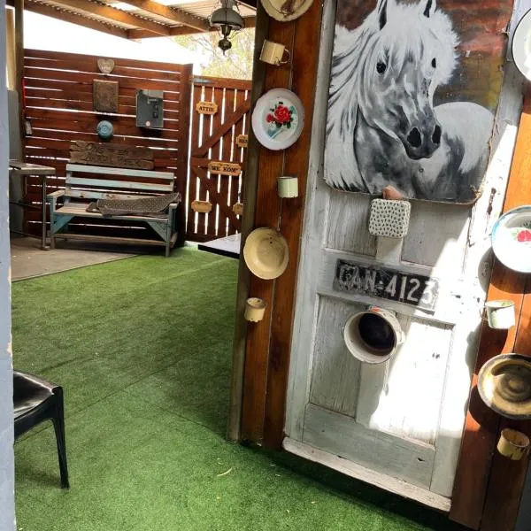 Oriebruggie Accommodation、Calviniaのホテル