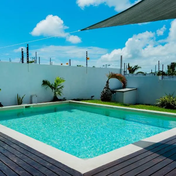 Villa Aaya Grand Baie, Private Pool,3 Bedrooms, 7 mins to Pereybere beach, hotel in Grand-Baie