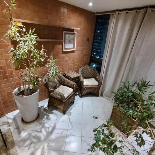 Espaçoso e Confortável Apartamento na Barra da Tijuca - Foto 3