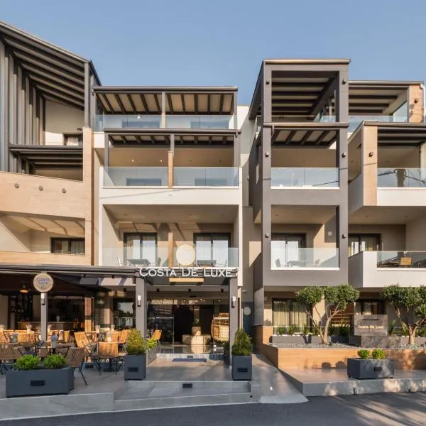 Costa De Luxe Suites، فندق في ليبتوكاريا
