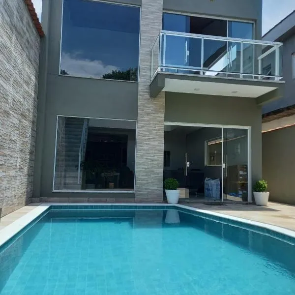 Guarujá beach house, готель у місті Гуаружа