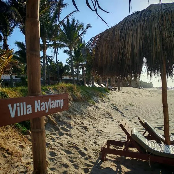 Villa Naylamp loft 10 beach pocitas, hotel u gradu Puerto Máncora