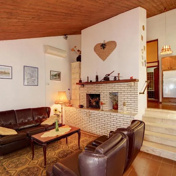 Holiday home Pisak, hotel a Pisak