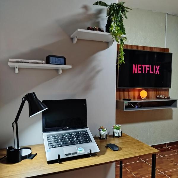 Casa confortável 5min estação de trem com garagem Wi-fi 300mbps