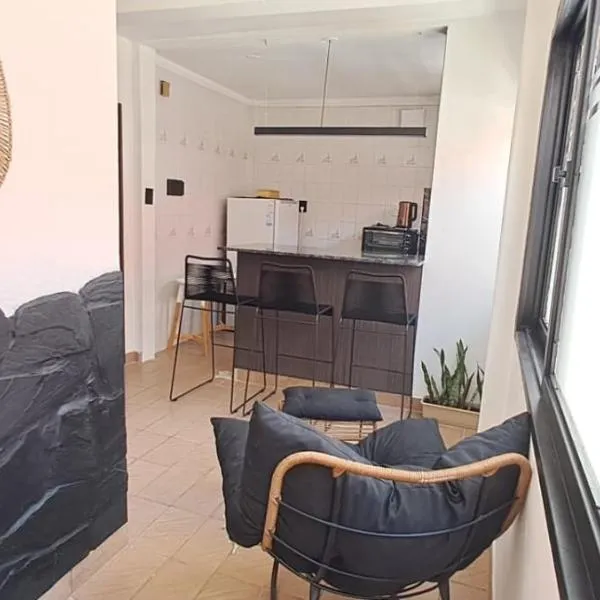 Departamento Temporario sobre Peatonal Despertar Urbano 2, khách sạn ở Corrientes