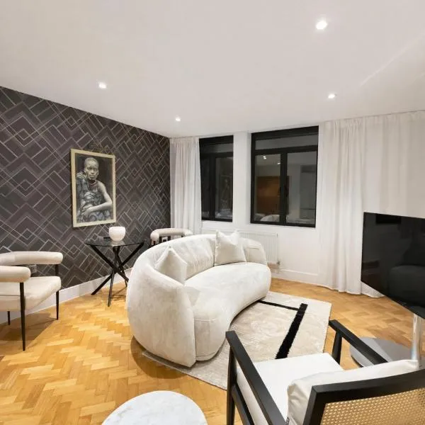 Luxurious City Centre Apartment in Chelmsford with Sky TV, Sports, Movies & Netflix, hotel en Chelmsford