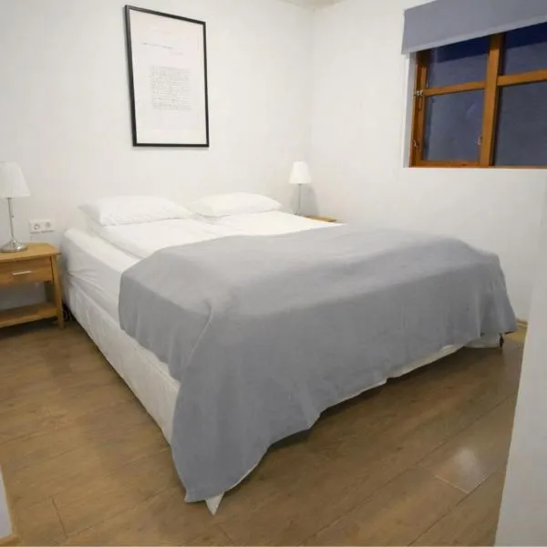 Malarhorn Accommodations, hotel em Drangsnes