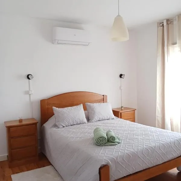Casa da Eira - Alojamento Local – hotel w mieście São João da Pesqueira