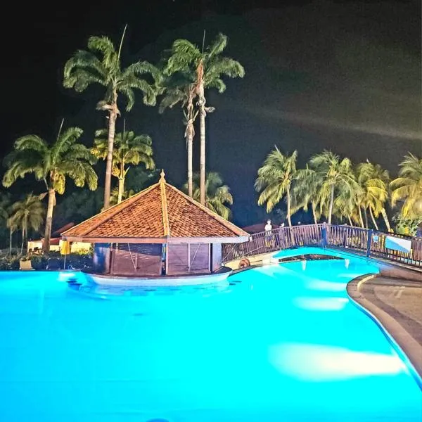 TI OASIS Dominica - Piscine et Plage Village-Club, 1 chambre 1 salon, hotel i Sainte-Luce
