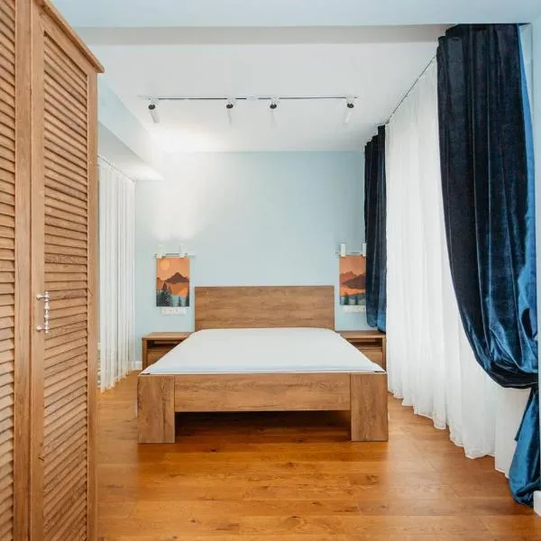 1 plus living near the Airport, hotel a Chisinau