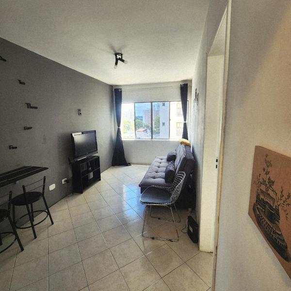 Apartamento 1 quarto com garagem - Alto da Glória