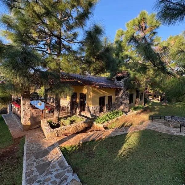 Cabaña No 10 Puerta del Bosque Mazamitla, hotel en Mazamitla