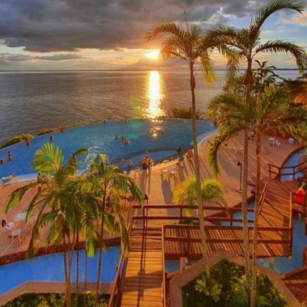 Banheira com Vista Espetacular para o Rio - Foto 4