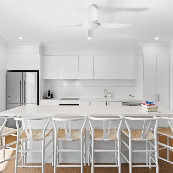 Exmouth Retreat - 3x3 on the canals, hotelli kohteessa Exmouth