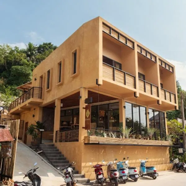 The Petra Boutique Studios, отель в городе Тау