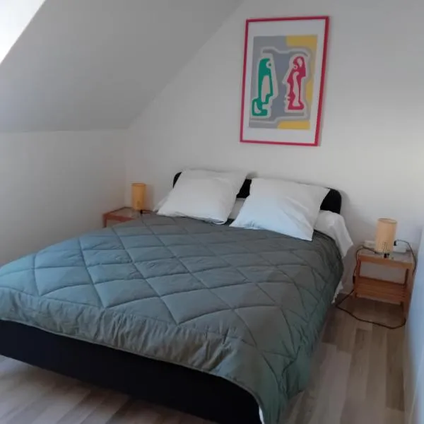 Appartement dans petite ville près de Reims, hotel Fismes városában