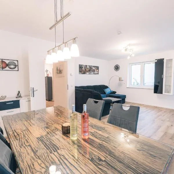 Haus Emma Großes Ferienhaus mit Garten für bis zu 10 Personen, Hotel in Klosterdorf