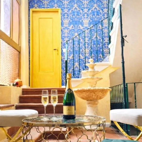 CASA LINDNER Villa Rustico Ferienhaus 400m zum Gardasee bis 14 Gäste, отель в Тосколано-Мадерно