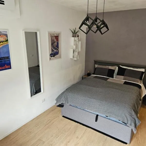 Residence Villa Alba - B&B Suite Disposition 555 Al Vittoriale, hotel v destinaci Gardone Riviera