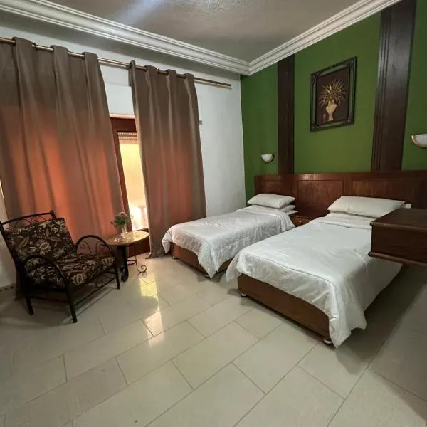 Al Majd Hotel المجد للشقق الفندقية, khách sạn ở Amman