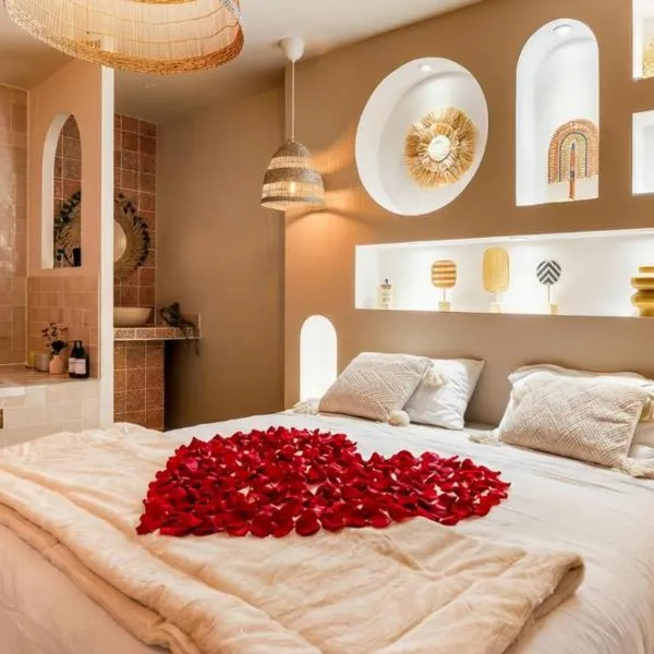 Suite Marrakech - Balnéo Privée - Netflix, hotel em Auterive