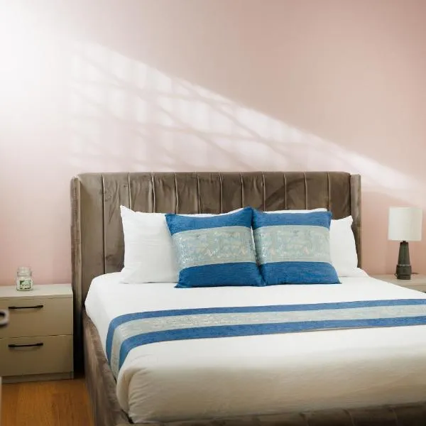 Under the Castle - Piazza Vittoria - Bombi Gallery, hotell sihtkohas Gorizia