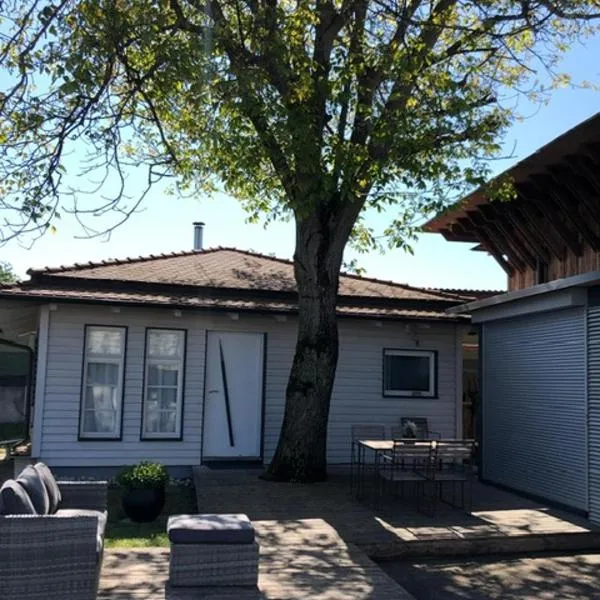 Fahrrad und Messe Apartment Köngen, hotelli kohteessa Köngen