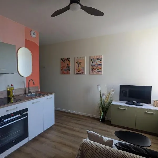 Le calme et les couleurs de l'été, хотел в Гренобъл