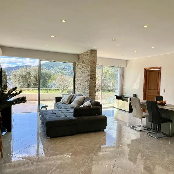 Magnifique appartement avec terrasse et piscine – hotel w Cannes