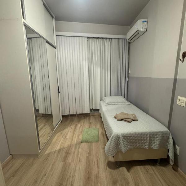 Studio Completo em Copacabana, 3 Quadras da Praia - Foto 2