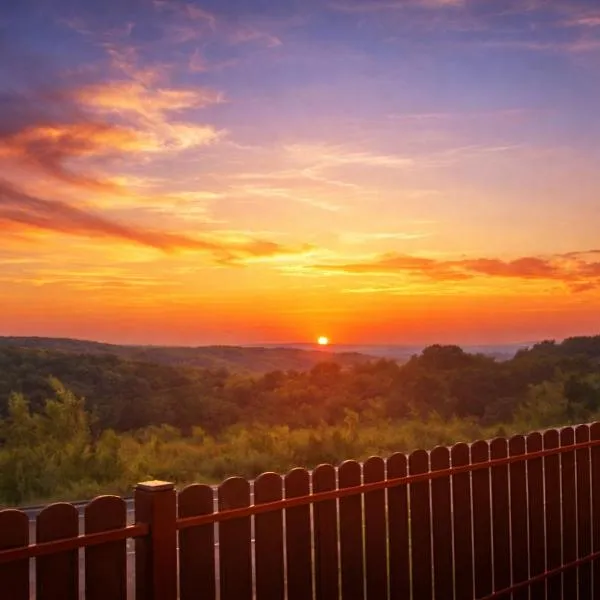 Pensiunea View Cluj, panoramă superbă, liniște în natură, acces rapid la oraș, hotel en Cluj-Napoca
