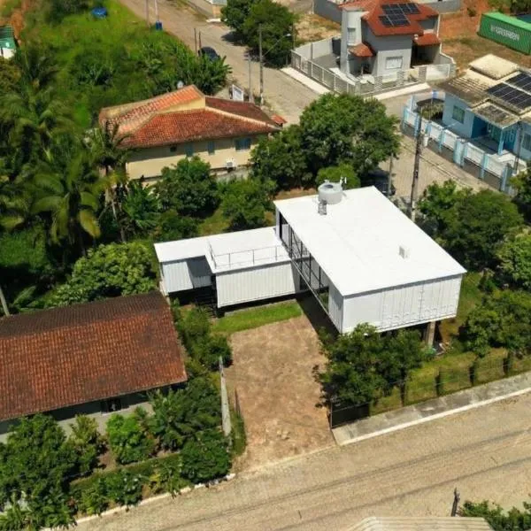 Casa Container Moderna com Vista da Natureza em Itajaí, hótel í Itajaí