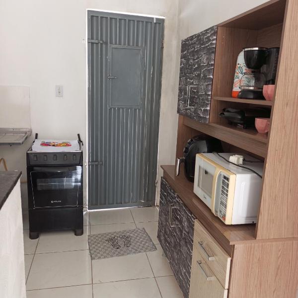 Casa mobiliada 2 Com 4 camas e 2 quartos com ar condicionado - Foto 4