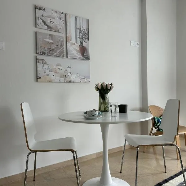 Anna Coast Apartment, hotel em Agia Anna