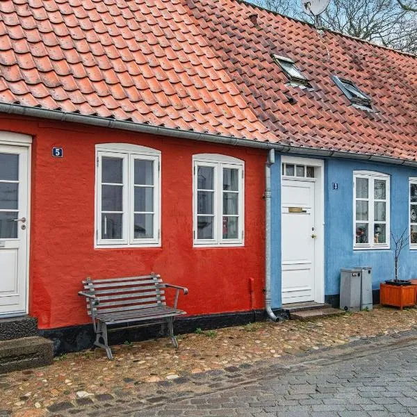 4 person holiday home in Tønder-By Traum, hotel di Tønder