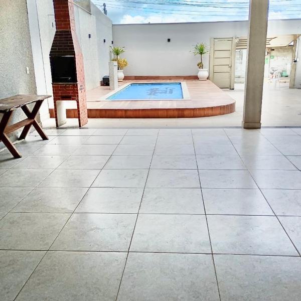 Casa com Piscina Próxima ao MotoGP Ideal para Grupos - Foto 4