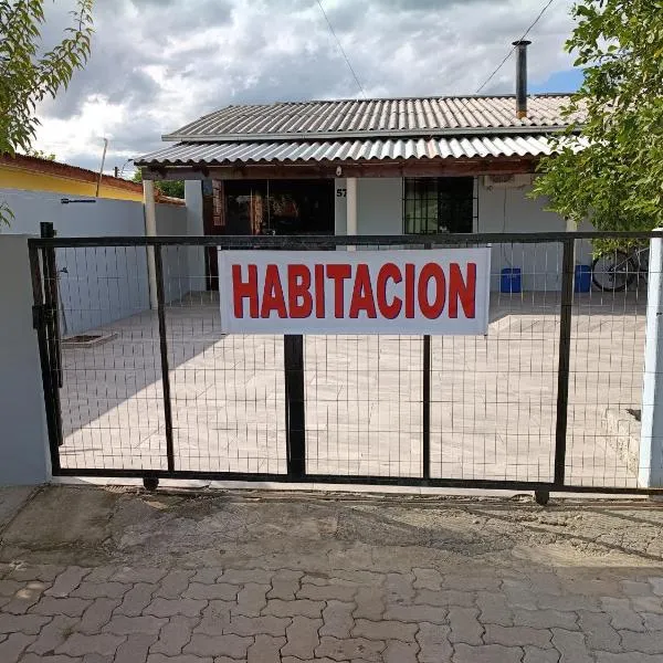 casa aluguel, hotel in Pântano Grande