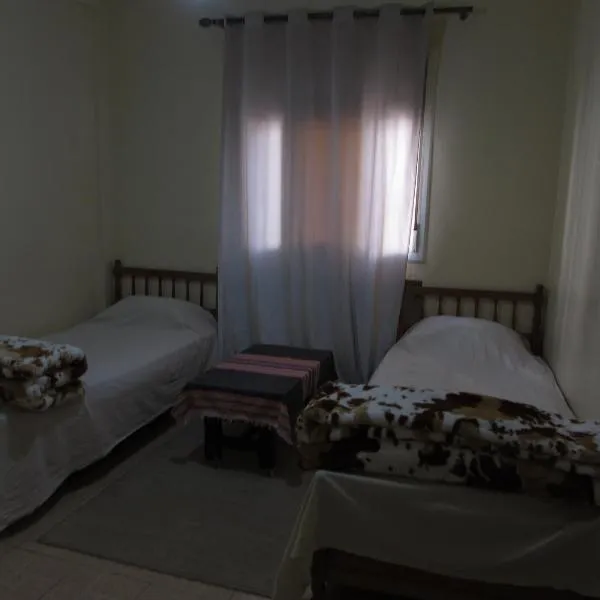 Bed and breakfast, מלון באיפראן