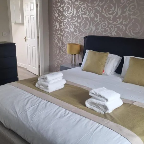Greatmindz abode, отель в городе Kingshurst
