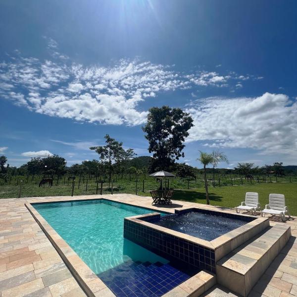 Recanto Garota Bonita Hospedagem com Piscina na Natureza