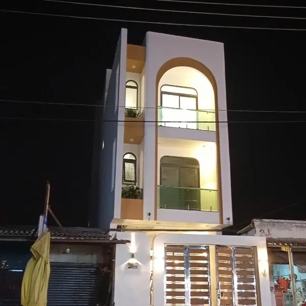 Anh Thư Hotel, ξενοδοχείο σε Bình Tú