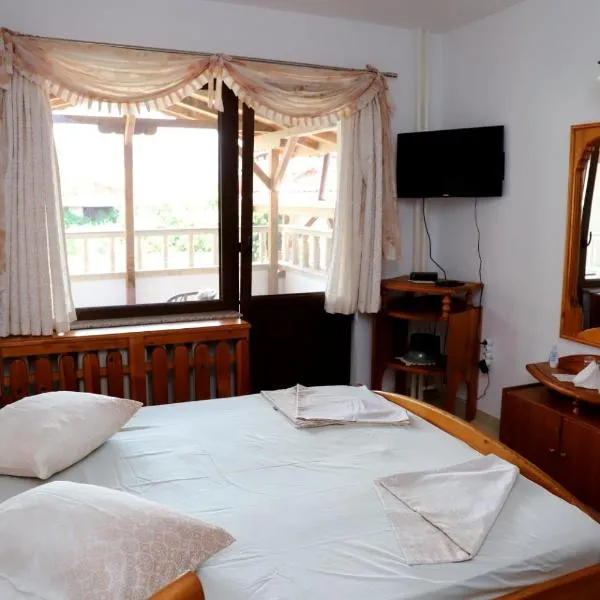 Hotel Mishel, готель у місті Kocherinovo