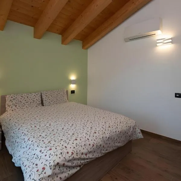 Appartamenti Suly 3 - Cir0084, hotel di Saint Vincent