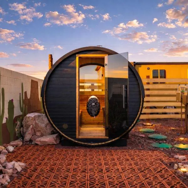 The Outpost Grand Canyon, Hotel in Williams