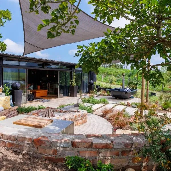 Naughty by Nature - Adults Only - Luxury Cabin - Hot Tub - Wilderness, hotell i Wilderness